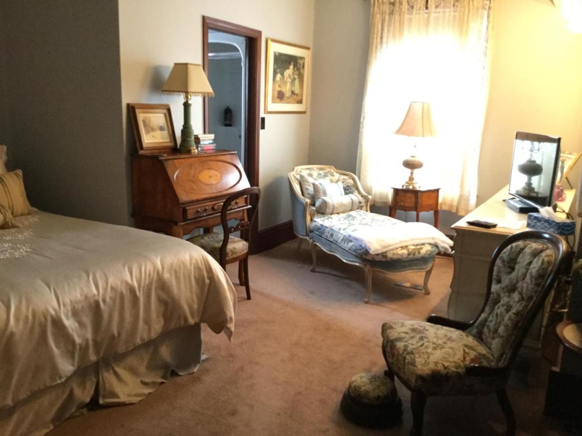 Pemberley House Bed And Breakfast Seaforth Exterior photo